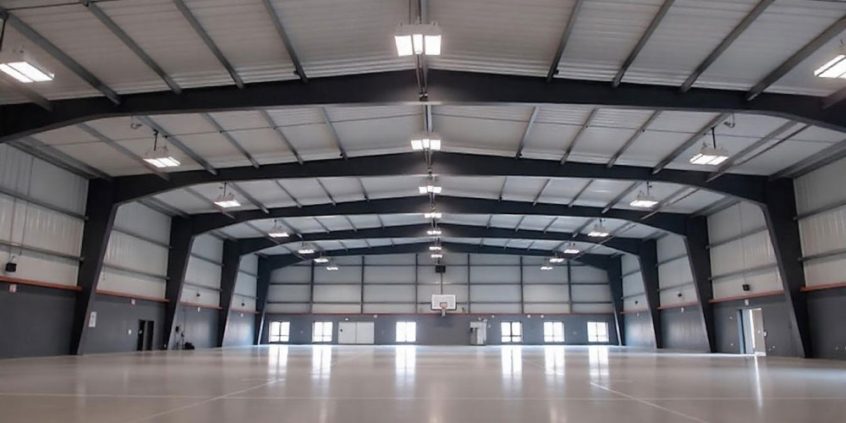 clear span metal building