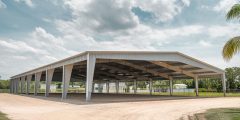 steel riding arena structure